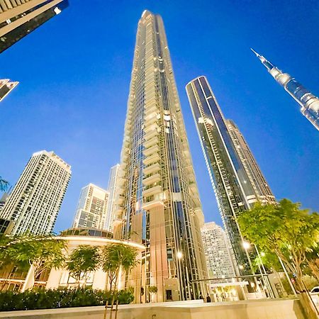 Downtown Luxury - Stunning Burj Khalifa & Sea View - 5 Minutes Walk To Dubai Mall מראה חיצוני תמונה