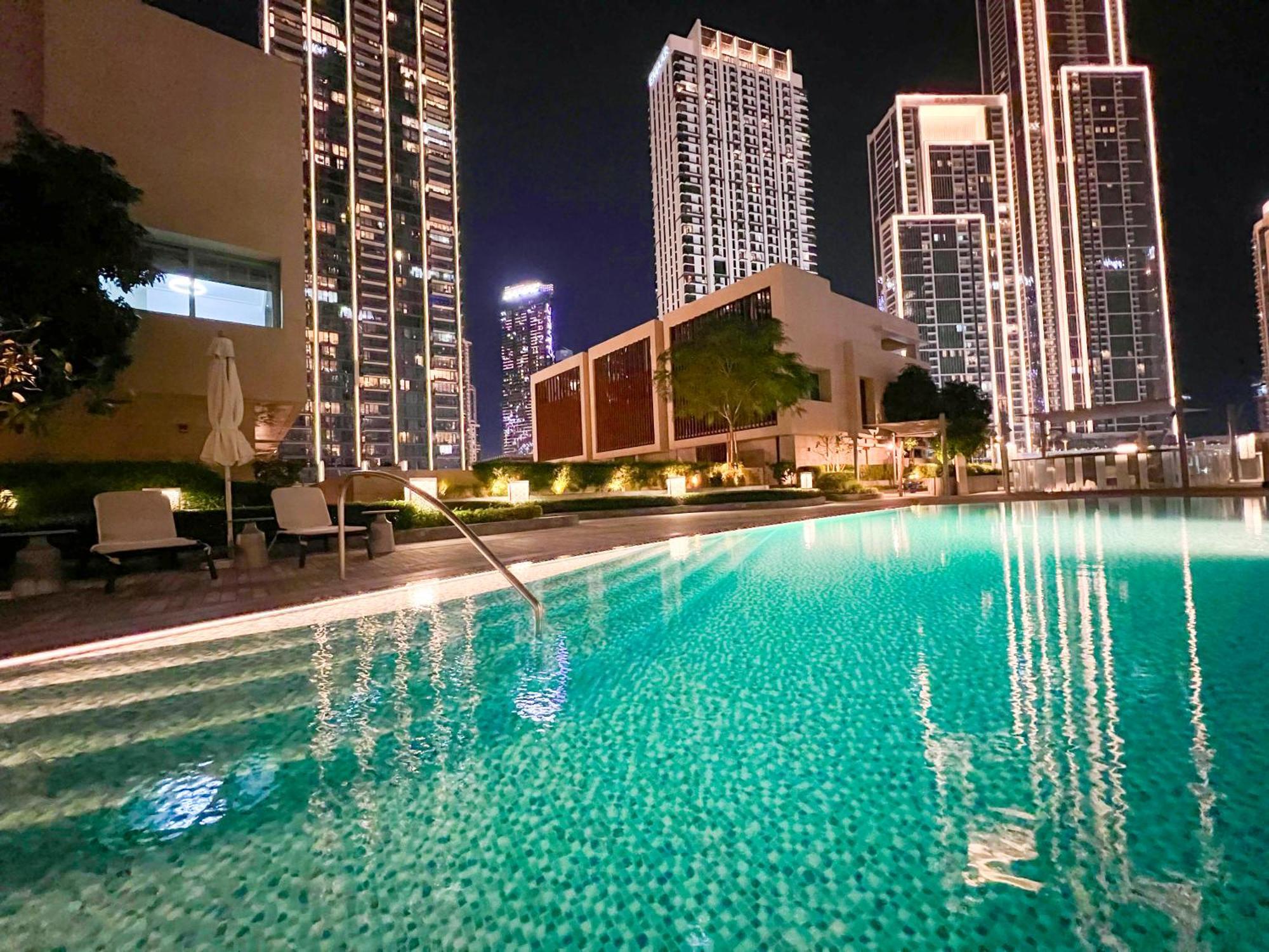 Downtown Luxury - Stunning Burj Khalifa & Sea View - 5 Minutes Walk To Dubai Mall מראה חיצוני תמונה