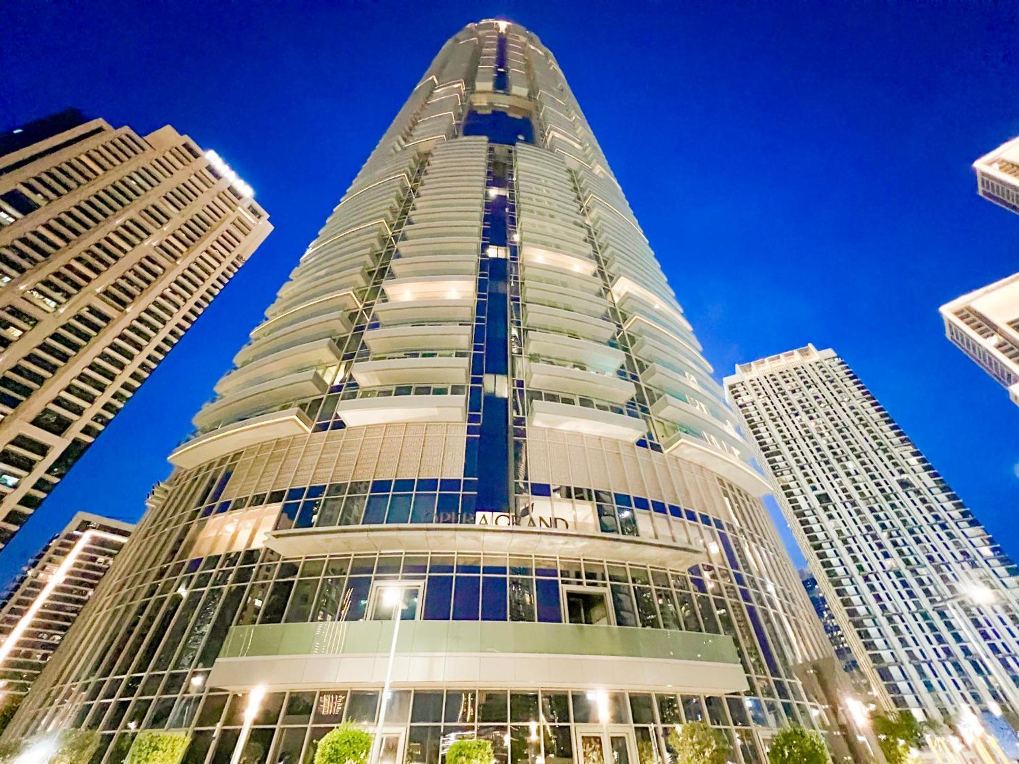 Downtown Luxury - Stunning Burj Khalifa & Sea View - 5 Minutes Walk To Dubai Mall מראה חיצוני תמונה