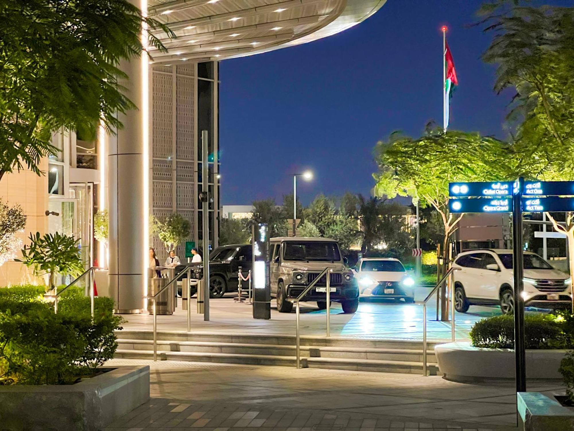 Downtown Luxury - Stunning Burj Khalifa & Sea View - 5 Minutes Walk To Dubai Mall מראה חיצוני תמונה