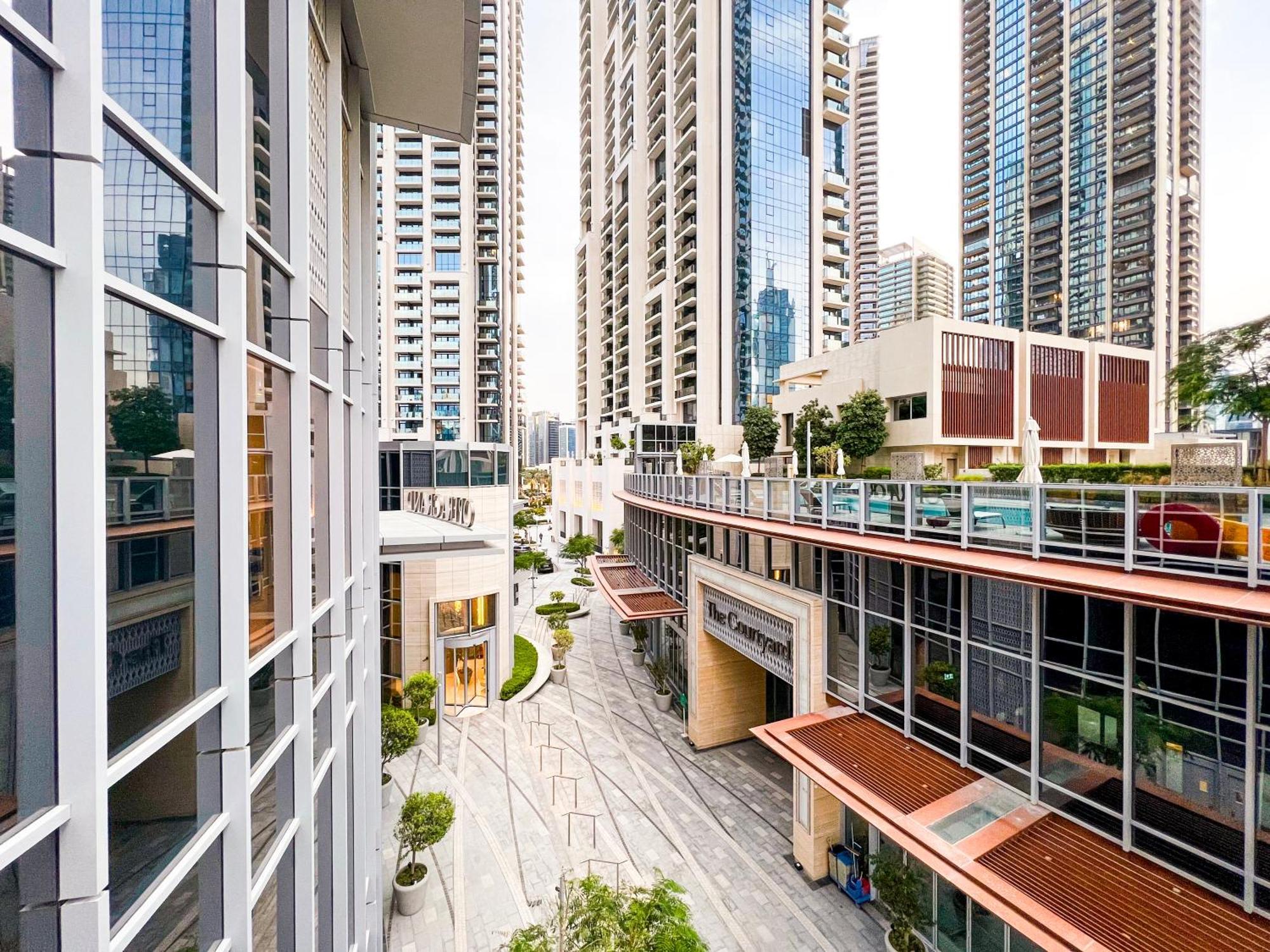 Downtown Luxury - Stunning Burj Khalifa & Sea View - 5 Minutes Walk To Dubai Mall מראה חיצוני תמונה