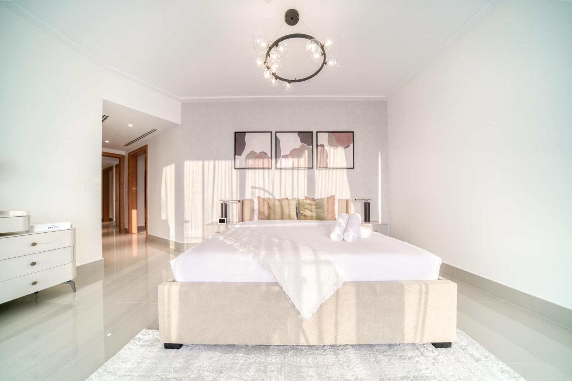 Downtown Luxury - Stunning Burj Khalifa & Sea View - 5 Minutes Walk To Dubai Mall מראה חיצוני תמונה